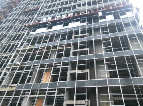 Cement board as fireproof lining board of curtain wall